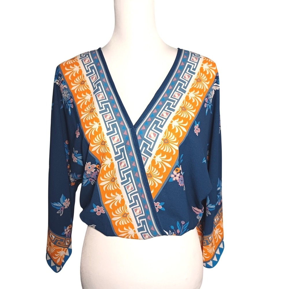 Flying Tomato XS Blue Floral V-Neck Kimono Sleeve Cropped Wrap Texture Top Boho